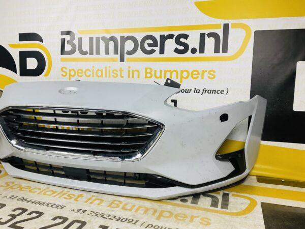 BUMPER Ford Focus MK4 2018-2023 VOORBUMPER 1-D9-4993z