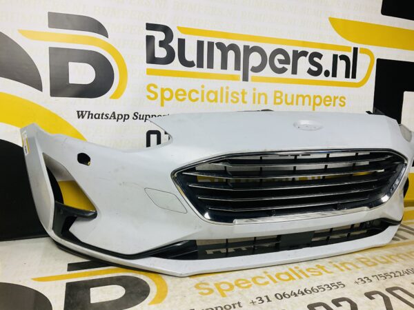 BUMPER Ford Focus MK4 2018-2023 VOORBUMPER 1-D9-4993z