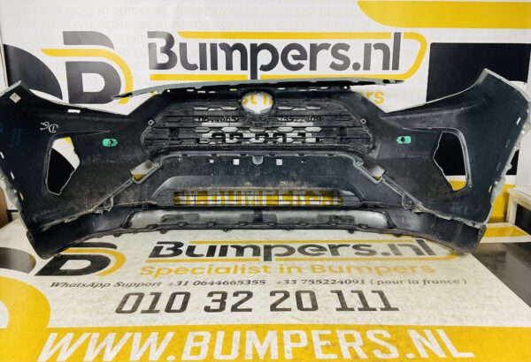 BUMPER Toyota Rav 4 RAV-4 VOORBUMPER 2-D5-5018z