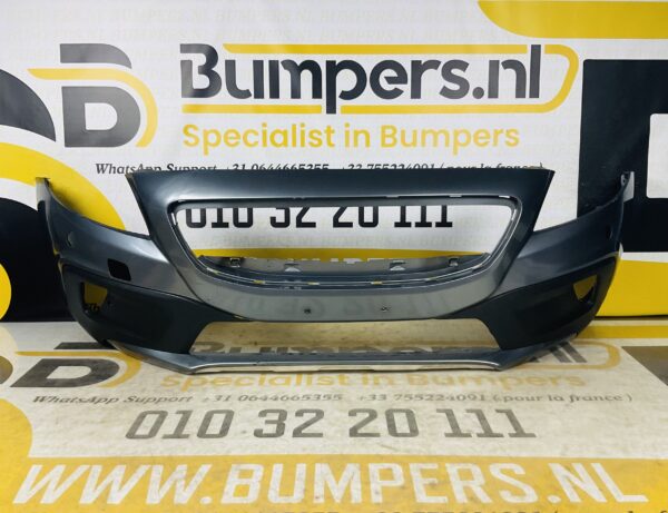 BUMPER Volvo V40 Cross Country VOORBUMPER 1-E6-5700z