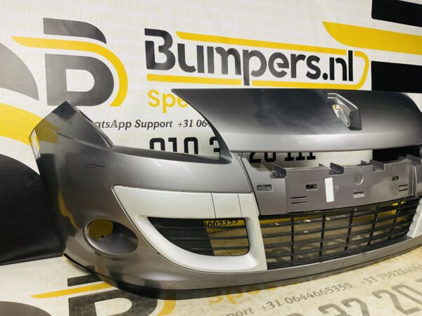 BUMPER Renault Scenic 3 2009-2012 VOORBUMPER 2-F6-5712z
