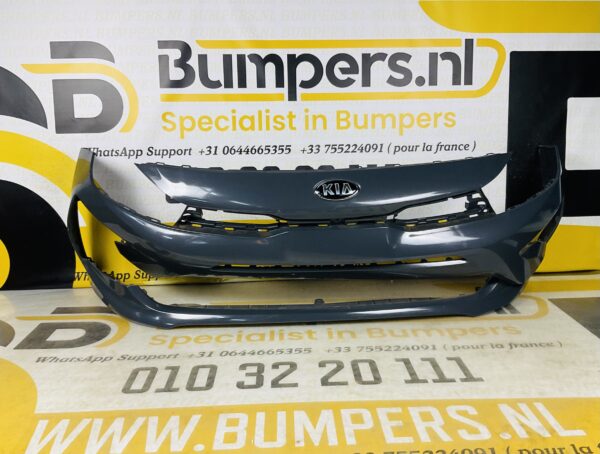 BUMPER Kia Rio  2022-2023 VOORBUMPER 2-G8-5755z