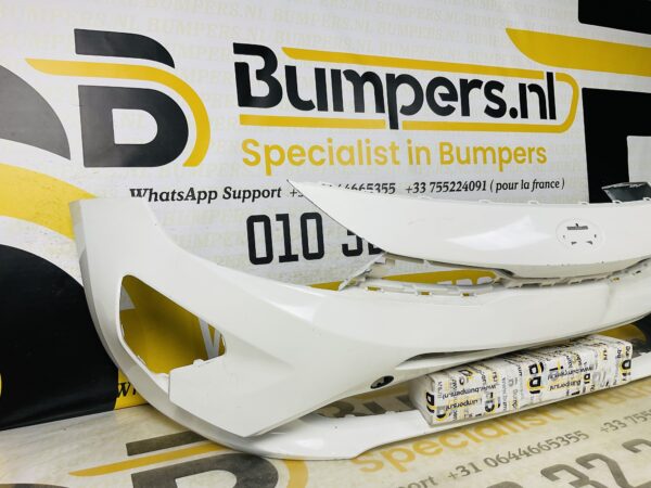 BUMPER Kia Rio  2022-2023 VOORBUMPER 2-G8-5756z