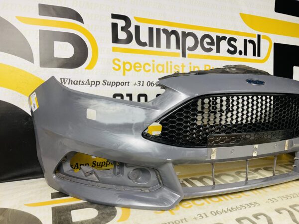 BUMPER Ford Focus ST MK3 2013-2017 VOORBUMPER 1-D9-5763z