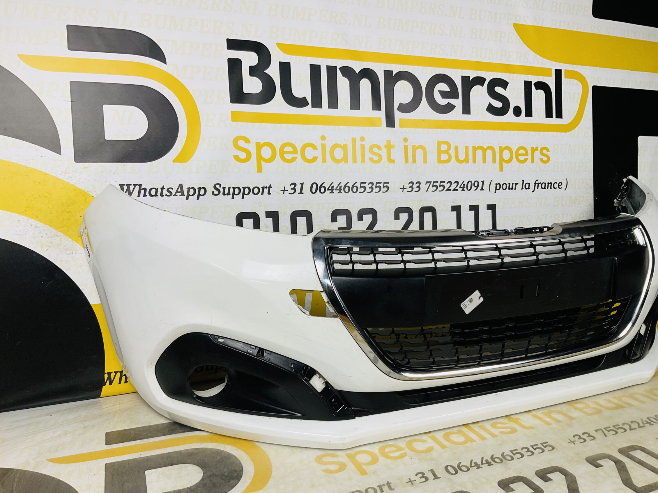 BUMPER Peugeot 208 Facelift 2015-2019 VOORBUMPER 2-J2-5787z