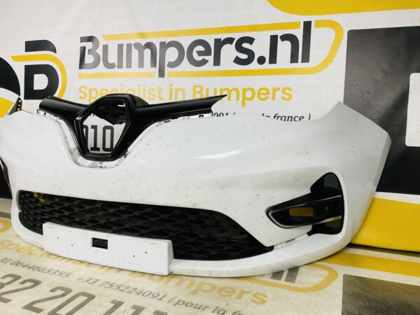 BUMPER Renault Zoe VOORBUMPER 2-F9-5821z