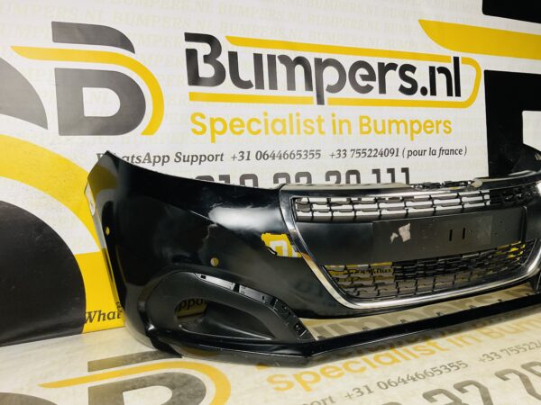 BUMPER Peugeot 208 Facelift  pdc 2016-2019 VOORBUMPER 2-J2-5851z
