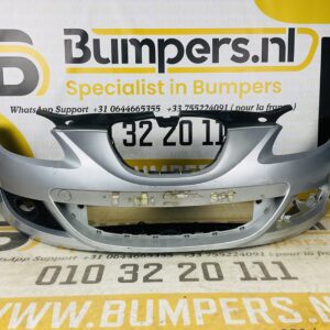BUMPER Seat Leon1P 2004-2008 VOORBUMPER 2-C4-5886z