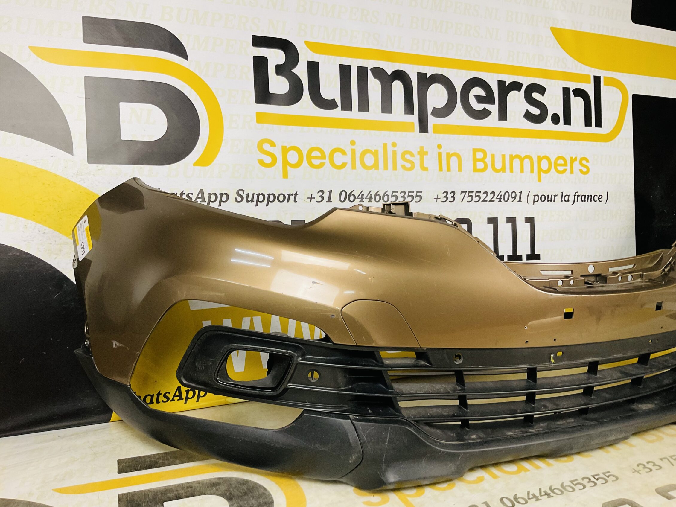 BUMPER Renault Captur Facelift 2016-2019 VOORBUMPER 2-F5-5893z