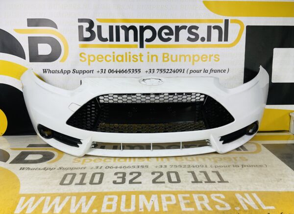 BUMPER Ford Focus MK3 STLine ST-Line 2011-2014 VOORBUMPER 1-D9-5915z