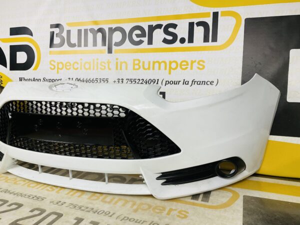 BUMPER Ford Focus MK3 STLine ST-Line 2011-2014 VOORBUMPER 1-D9-5915z