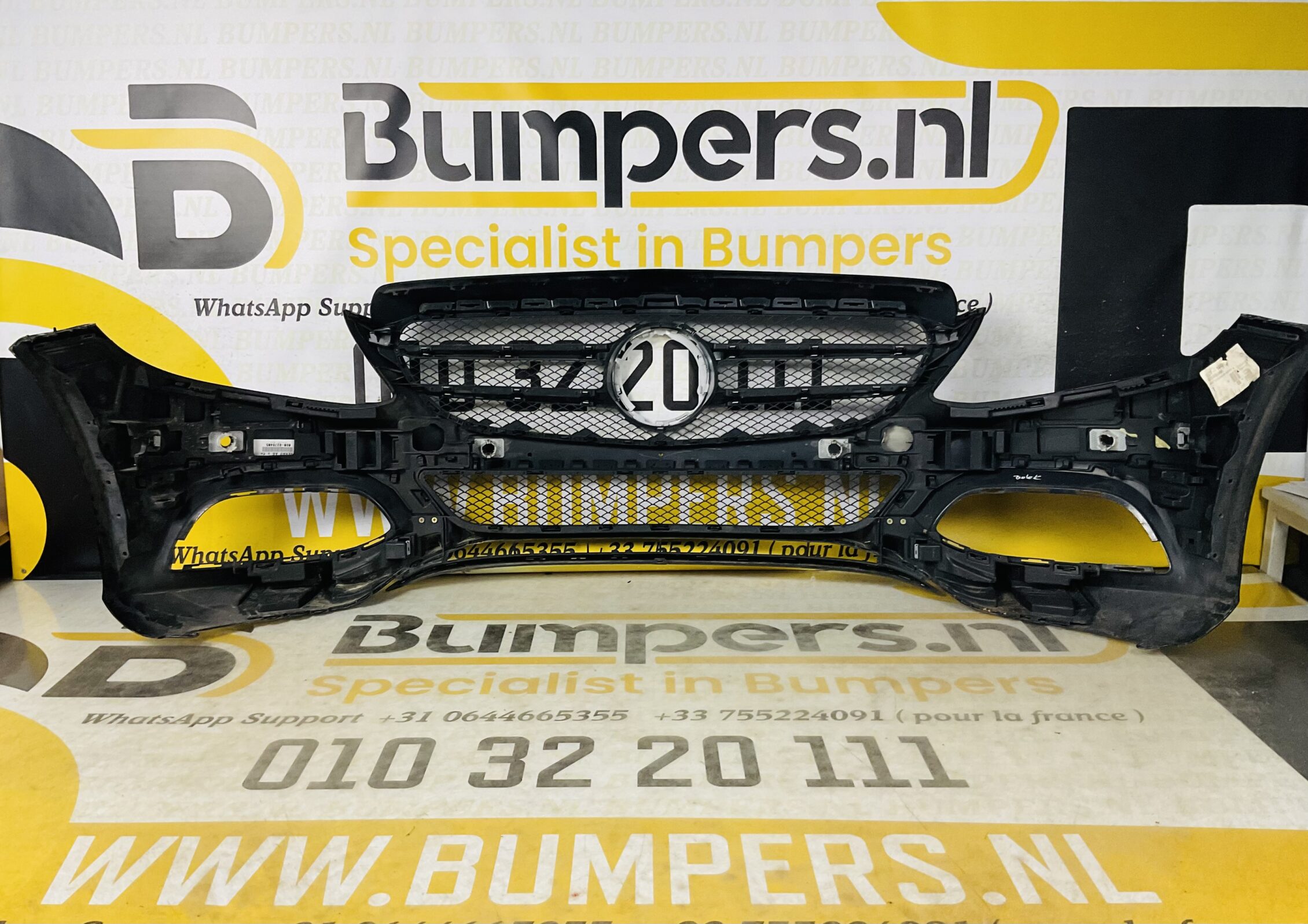 BUMPER Mercedes C Klasse W205 2014-2017 VOORBUMPER 1-A4-6144z
