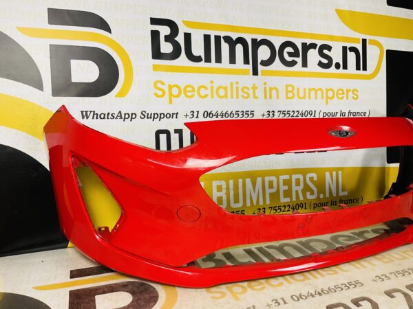 BUMPER Ford Fiesta MK8 2017-2021 VOORBUMPER 1-D2-6164z
