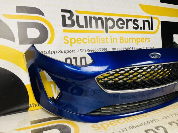 BUMPER Ford Fiesta MK8 2017-2022 VOORBUMPER 1-D2-5420z