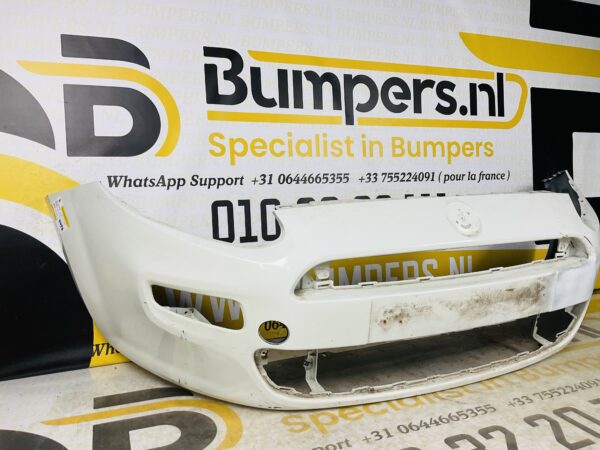 BUMPER Fiat Punto VOORBUMPER 2-B1-5452z