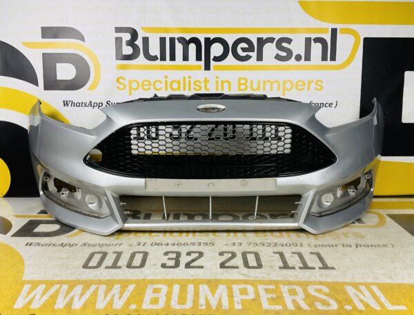 BUMPER Ford Focus ST MK3 Facelift 2014-2017 VOORBUMPER 1-D9-5483z