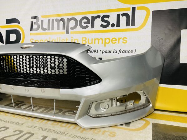 BUMPER Ford Focus ST MK3 Facelift 2014-2017 VOORBUMPER 1-D9-5483z