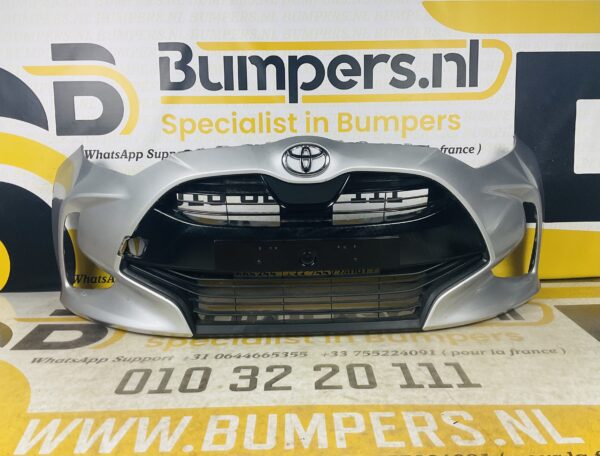 BUMPER Toyota Yaris 2021-2023 VOORBUMPER 2-D2-5492z
