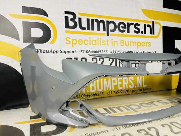 BUMPER Toyota Corolla 2019-2020 VOORBUMPER 2-D4-6016z