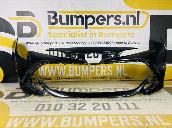BUMPER Toyota Corolla 2019-2020 VOORBUMPER 2-D4-6034z