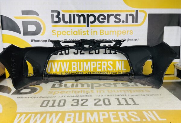 BUMPER Toyota Yaris 3 2014-2018 VOORBUMPER 2-D2-6043z