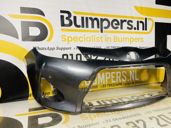 BUMPER Toyota Yaris 2 Facelift 2010-2014 VOORBUMPER 2-D2-6059z