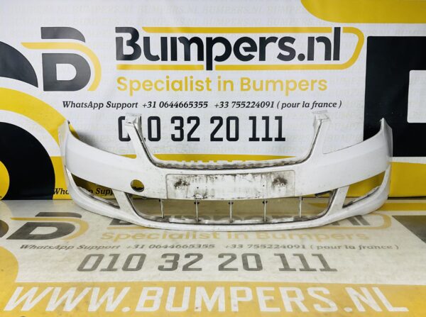 BUMPER Skoda Fabia 2 Facelift VOORBUMPER 2-H7-6068z