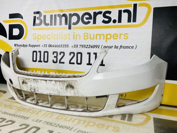 BUMPER Skoda Fabia 2 Facelift VOORBUMPER 2-H7-6068z