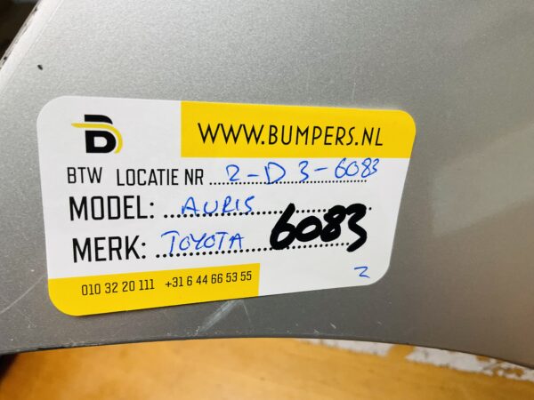 BUMPER Toyota Auris VOORBUMPER 2-D3-6083z