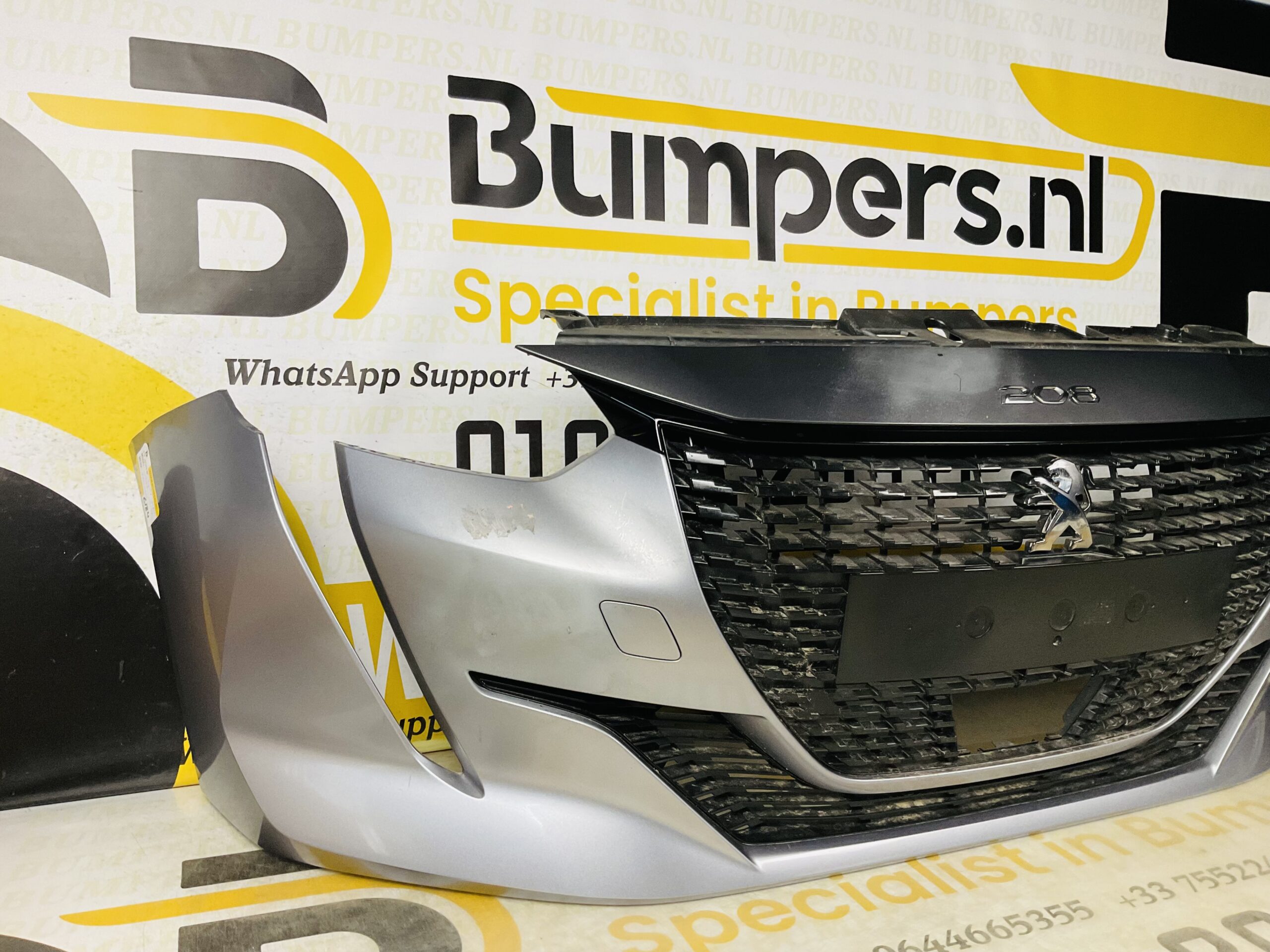 BUMPER Peugeot 208 2019-2023 VOORBUMPER 2-A7-6184z