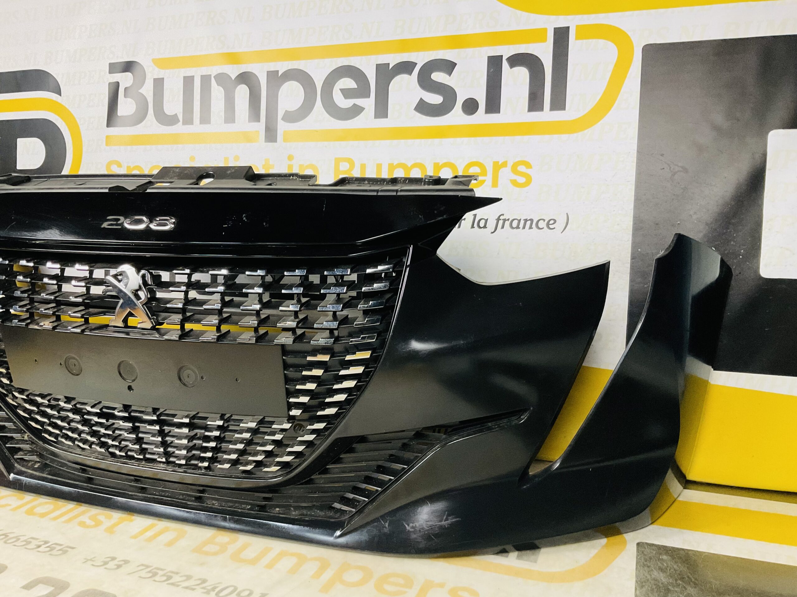 BUMPER Peugeot 208 2019-2023 VOORBUMPER 2-A7-6189z