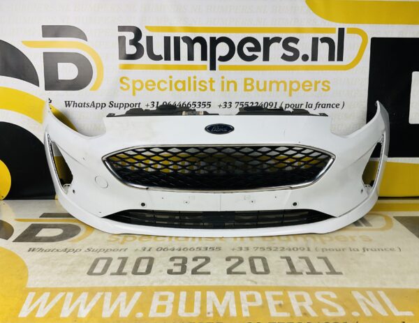 BUMPER Ford Fiesta MK8 pdc 2017-2021 VOORBUMPER 1-D2-6198z