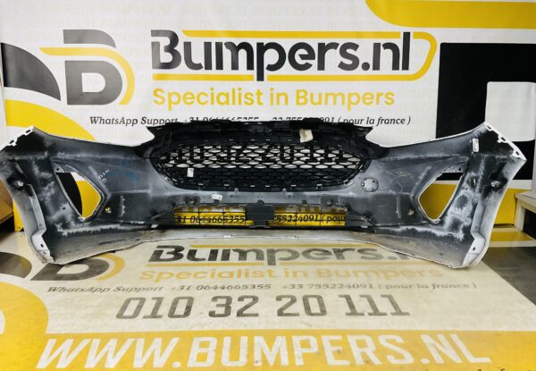 BUMPER Ford Fiesta MK8 pdc 2017-2021 VOORBUMPER 1-D2-6198z
