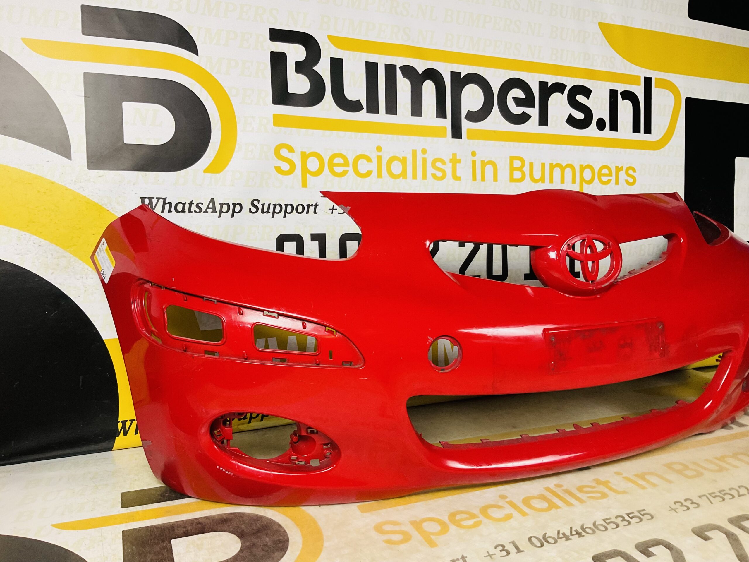 BUMPER Toyota Aygo 2008-2012 VOORBUMPER 2-D1-6208z