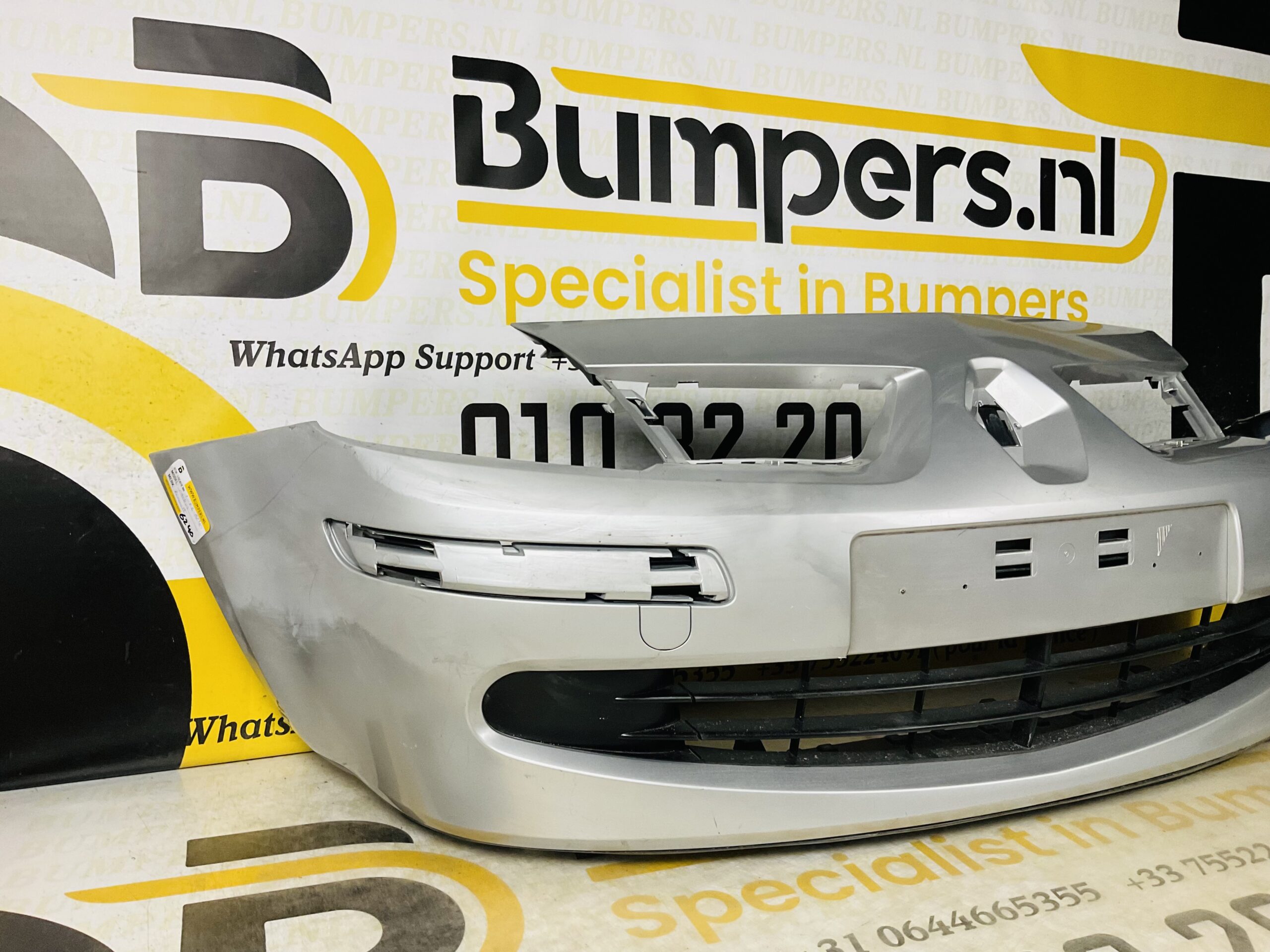 BUMPER Renault Scenic Modus 2004-2008 VOORBUMPER 2-F6-6240z