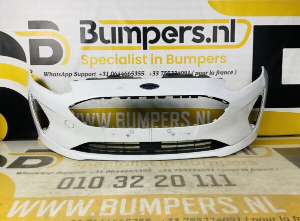BUMPER Ford Fiesta MK8  2017-2021 VOORBUMPER 1-D7-6627z