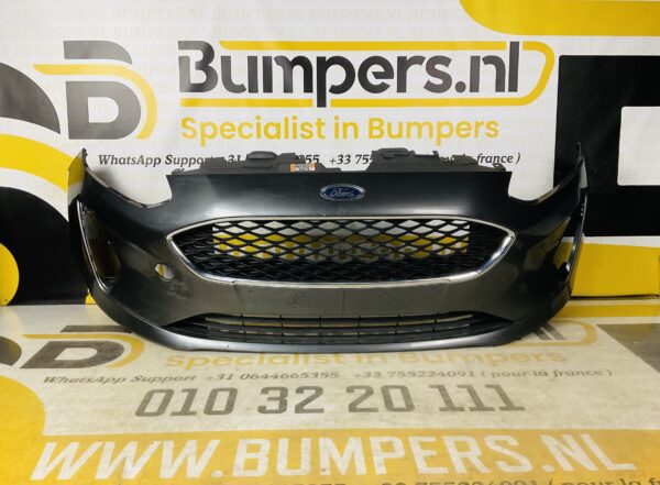 BUMPER Ford Fiesta MK8  2017-2021 VOORBUMPER 1-D7-6633z