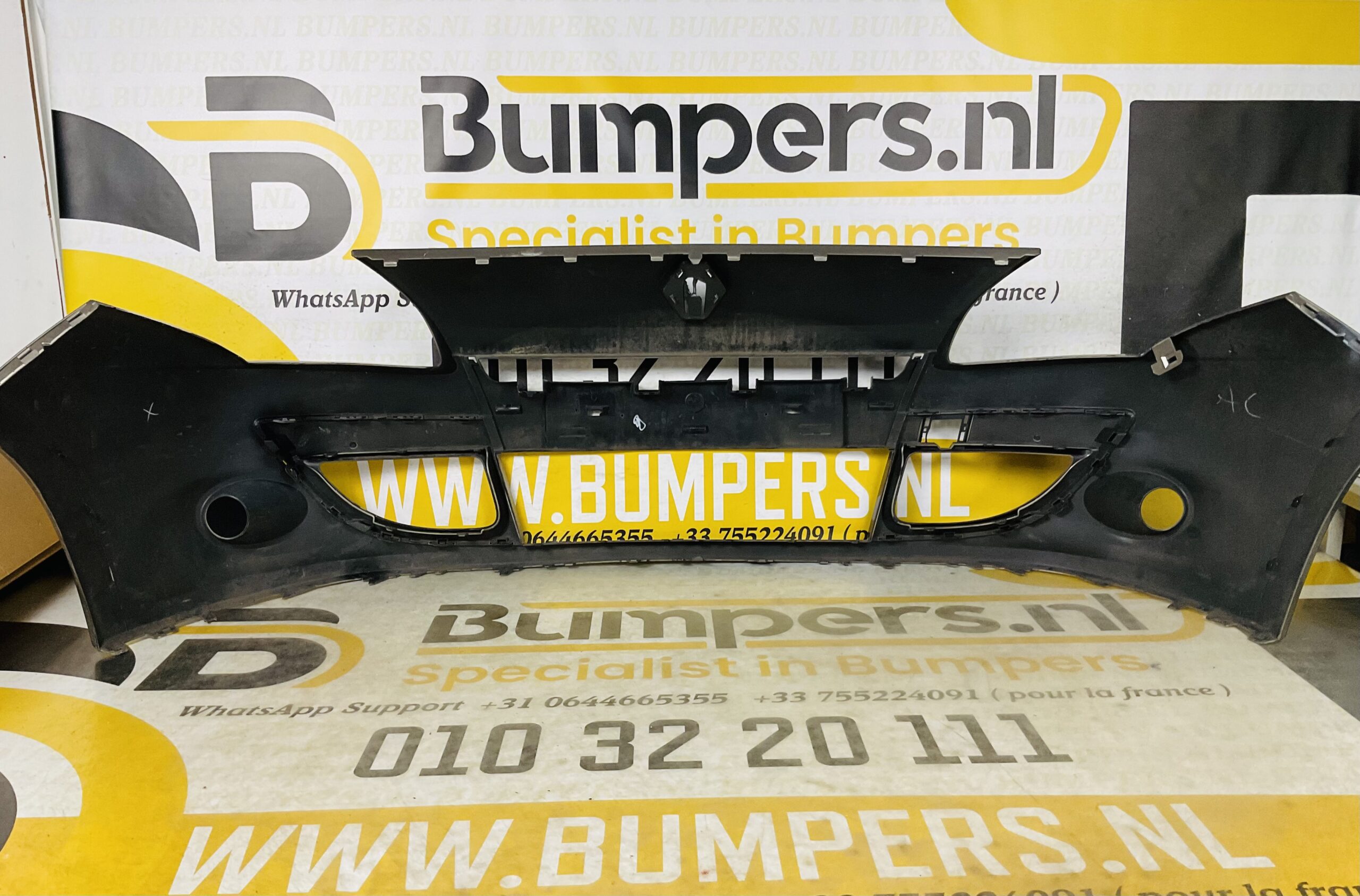 BUMPER Renault Scenic 2009-2012 VOORBUMPER 2-F6-6263z
