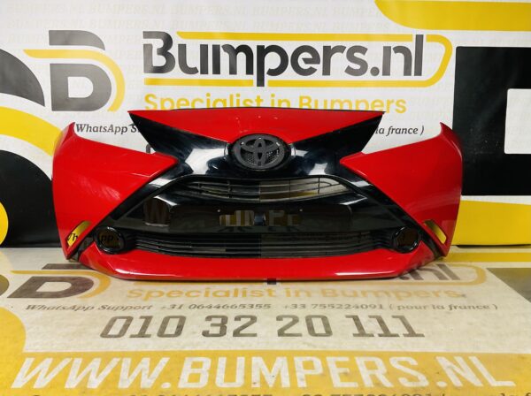 BUMPER Toyota Aygo  2014-2017 VOORBUMPER 2-D1-6276z