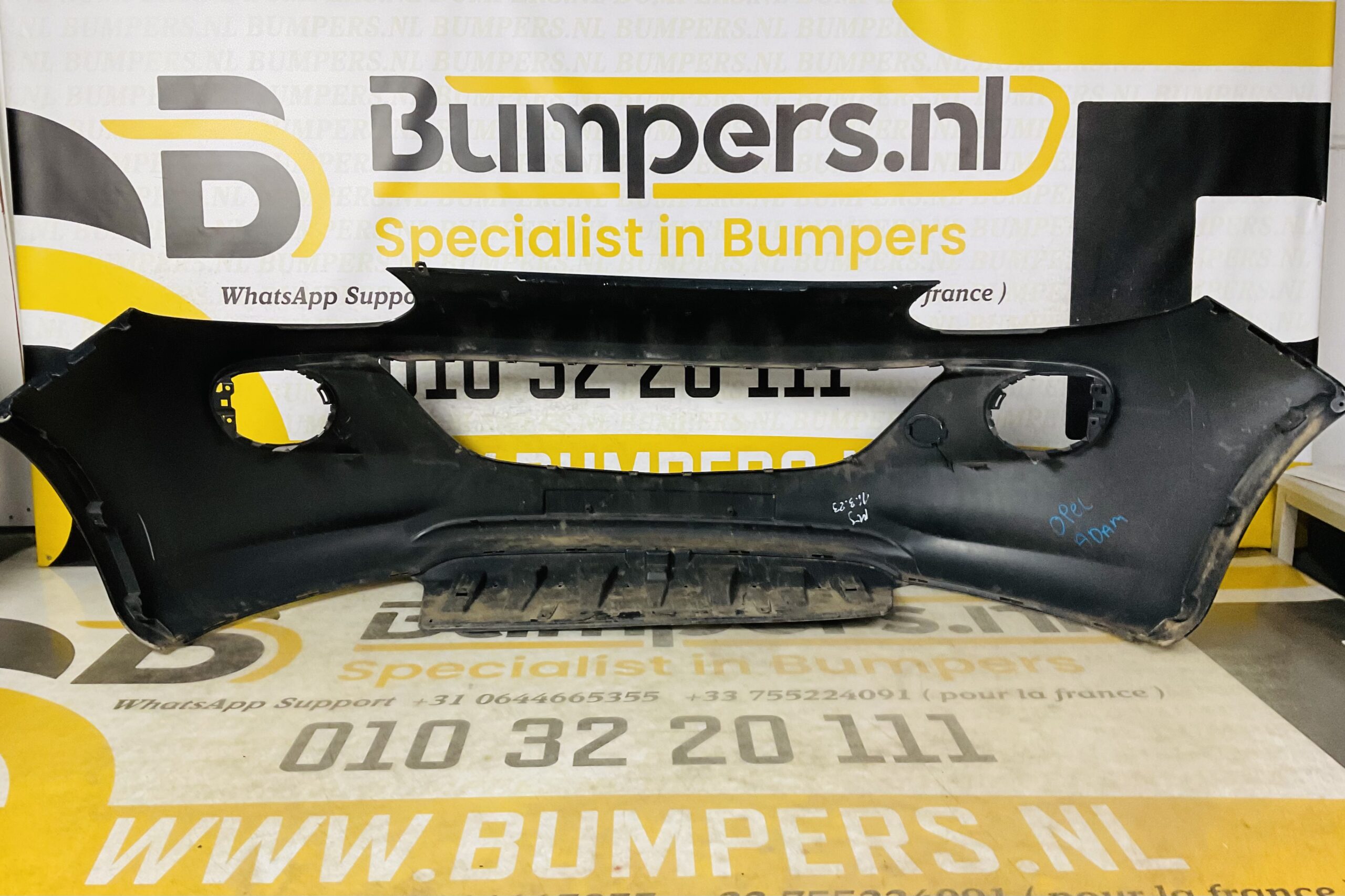 BUMPER Opel Adam VOORBUMPER 2-i4-6665z