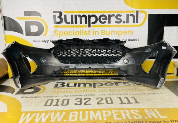 BUMPER Ford Fiesta MK8  2017-2022 VOORBUMPER 1-D2-6304z