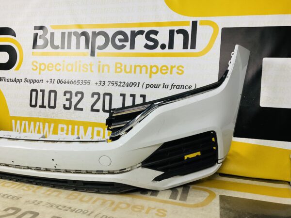 BUMPER Volkswagen Touareg CR7  2017-2023 VOORBUMPER 1-C5-6693z