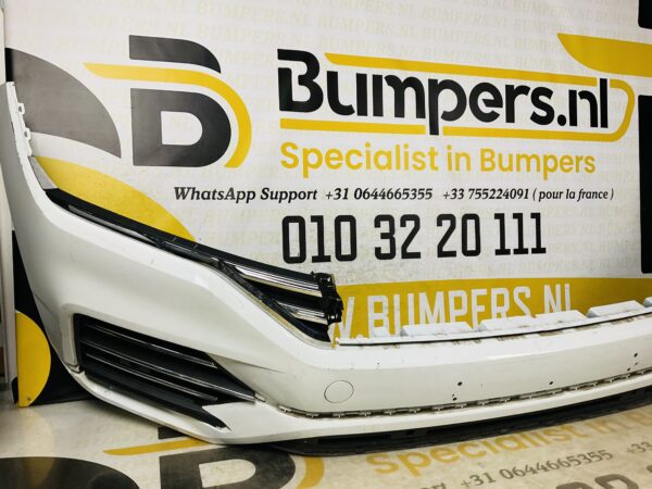 BUMPER Volkswagen Touareg CR7  2017-2023 VOORBUMPER 1-C5-6693z