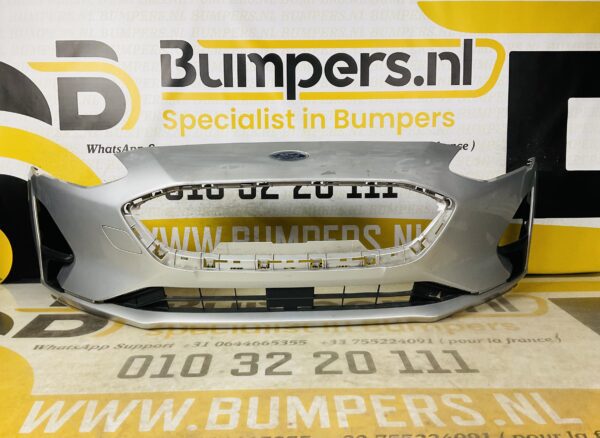 BUMPER Ford Focus MK4 2018-2022 VOORBUMPER 1-D9-6699z