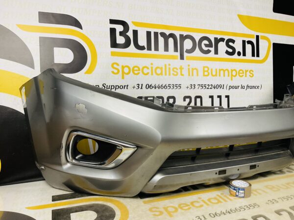 BUMPER Nissan Navara VOORBUMPER 1-G5-6328z
