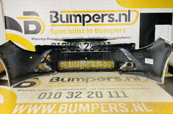 BUMPER Toyota Corolla  2017-2022 VOORBUMPER 2-D4-6340z