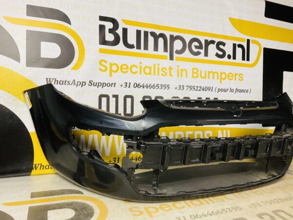 BUMPER Fiat Punto 2009-2012 VOORBUMPER 2-B1-6732z