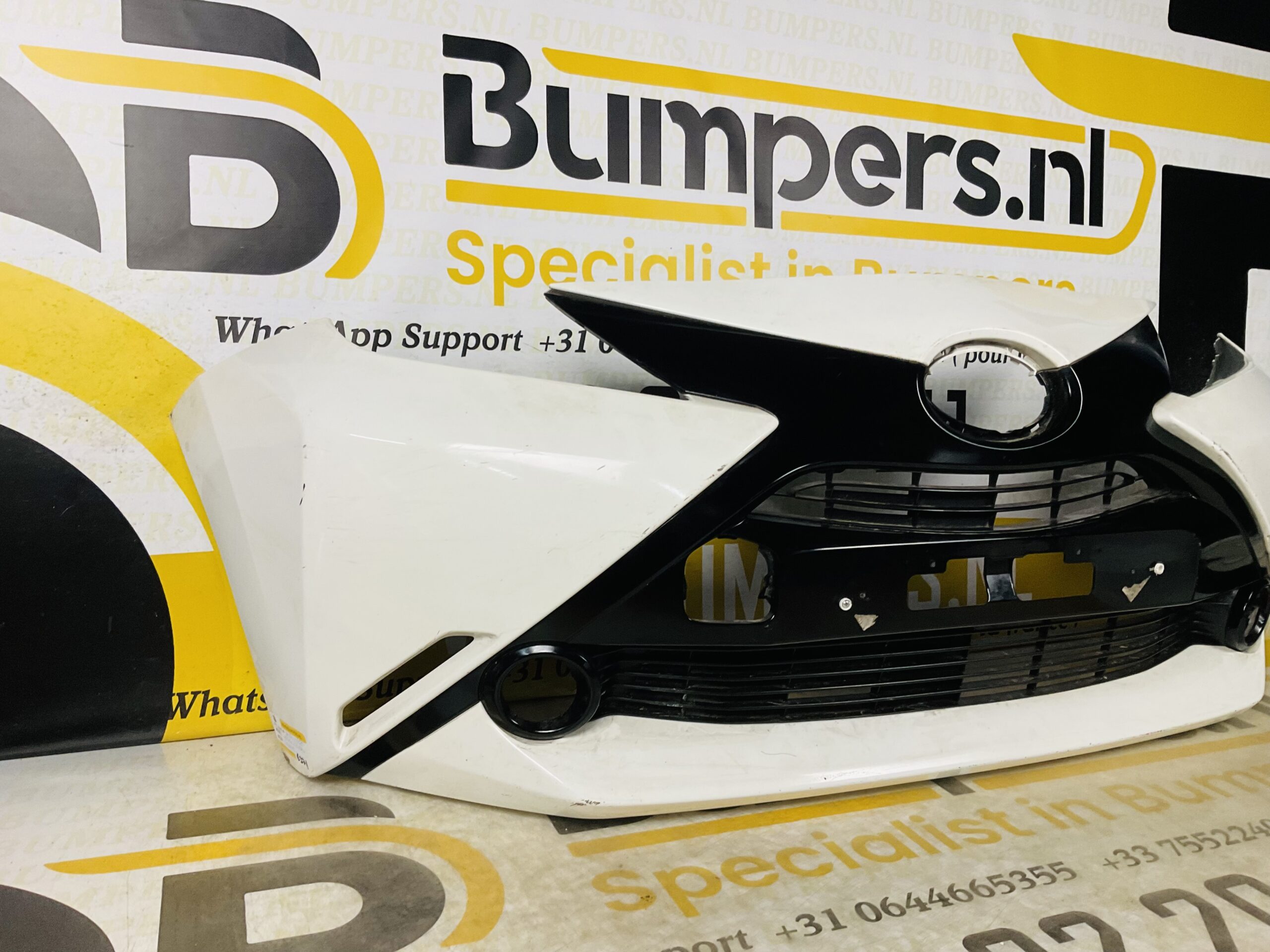 BUMPER Toyota Aygo 2014-2017 VOORBUMPER 2-D1-6371z