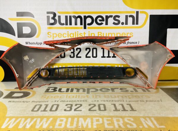 BUMPER Toyota Aygo 2014-2017 VOORBUMPER 2-D2-6751z