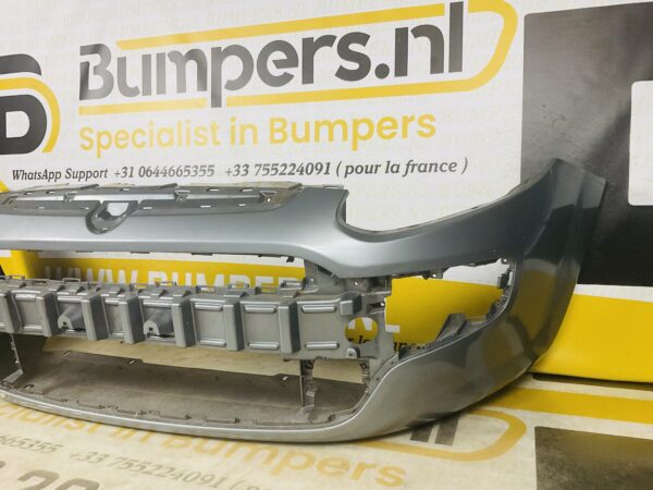 BUMPER Fiat Punto VOORBUMPER 2-B1-6387z